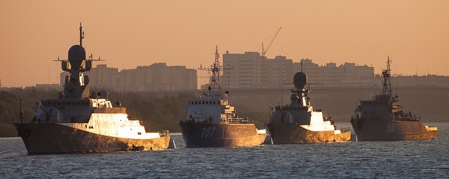 Парад ко Дню ВМФ РФ в Каспийске впервые пройдет с участием кораблей Азербайджана и Ирана